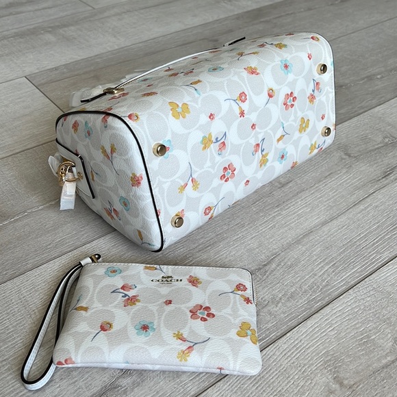 Coach Rowan Satchel & Wristlet - Picture 7 of 9